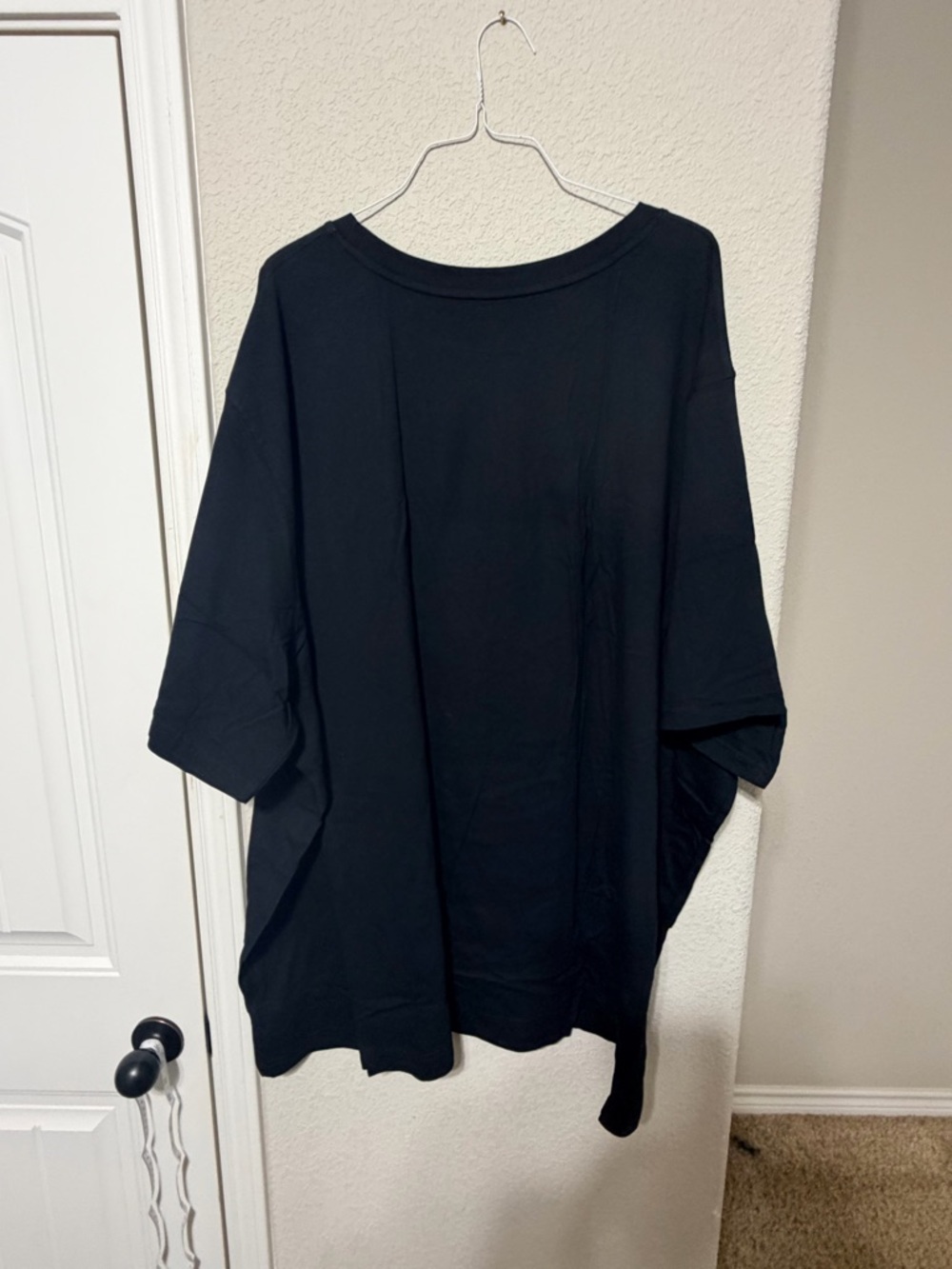 Men's Classic Black Crew Neck T-Shirt 6XLT
